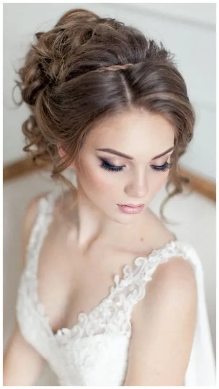 Красивая невеста: прическа и макияж