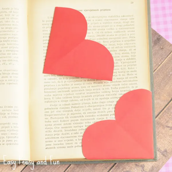 Сердце - закладка для книг и учебников