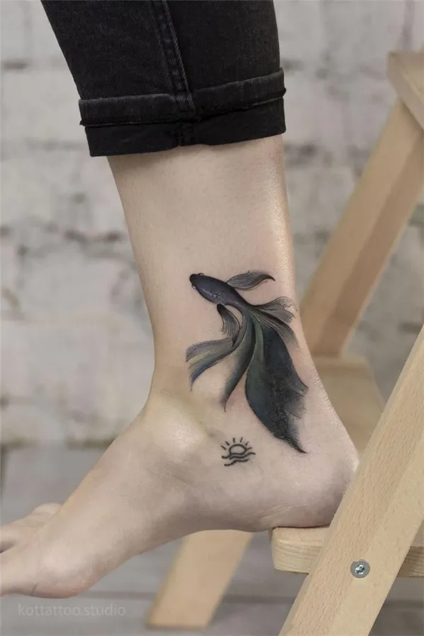 Значение татуировки «Рыба». Тату рыбы для женщин. 9