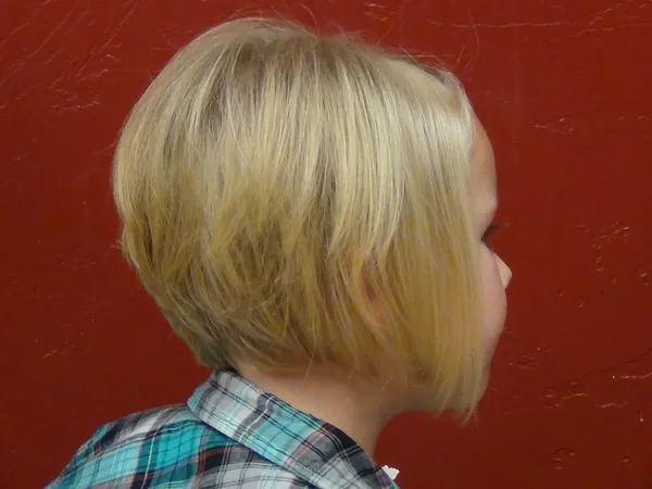 Стрижки для девочек 7-9 лет (28 фото): выбираем детскую стрижку на короткие и длинные тонкие волосы девочкам 6 и 8 лет