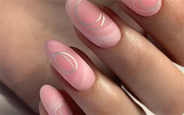 Красивый маникюр на овальные ногти: фото трендового дизайна 2023. Дизайн ногтей на короткие овальные. 23