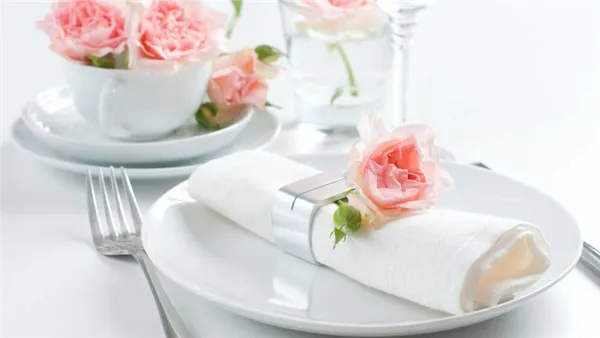 Бумажные розы на оловянную свадьбу