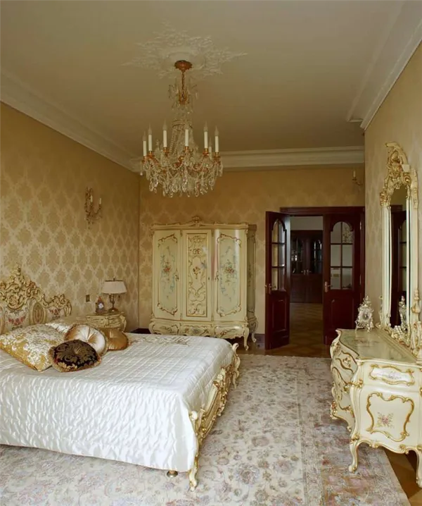 Шикарный дизайн спальни в стиле барокко: оригинальные идеи оформления фото. Спальня в стиле барокко. 19