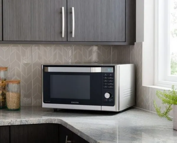 8 вариантов, куда поставить микроволновку на маленькой кухне до 6 кв. м. Куда поставить микроволновку в маленькой кухне. 11