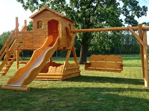 Детская деревянная площадка – привер направления бизнеса на изделиях из дерева