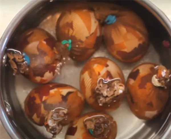 Мраморные яйца на Пасху: 8 способов покраски своими руками. Мраморные яйца на пасху. 11