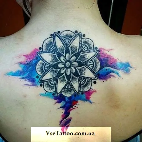 mandala tattoo в стиле акварель