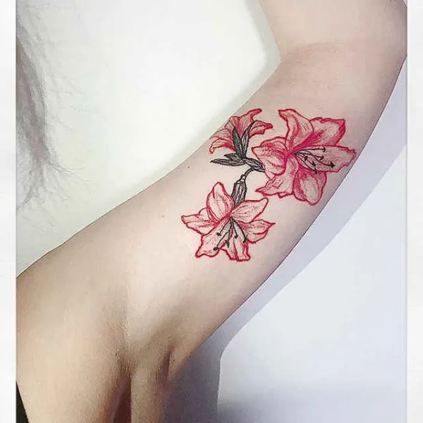 Значение татуировки Лилли
