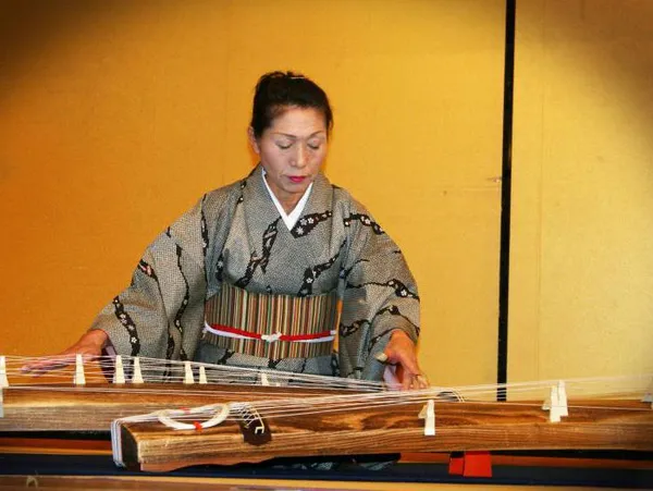 японские народные музыкальные инструменты