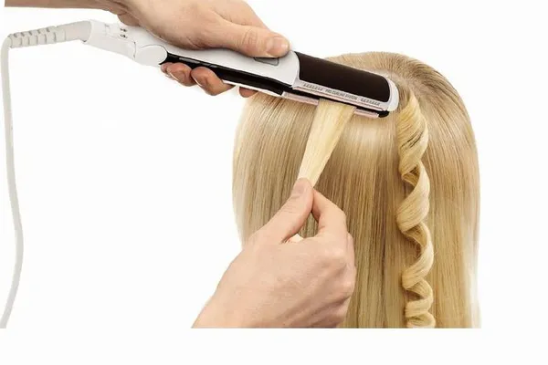 Выпрямление волос утюжком: практические советы. Как пользоваться утюжком для волос. 3