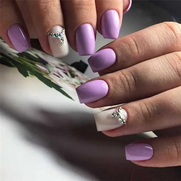 lilac-nail-25