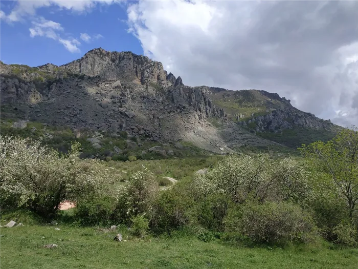 Гора Демерджи рядом с Алуштой