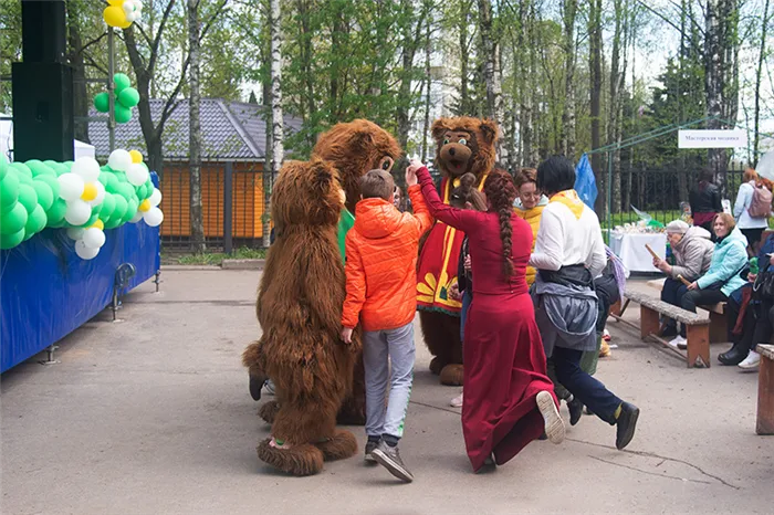 На Фестивале народных художественных промыслов в Богородском